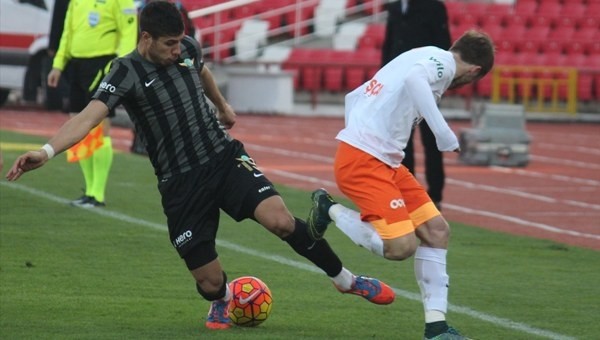 Mücadele var gol yok!