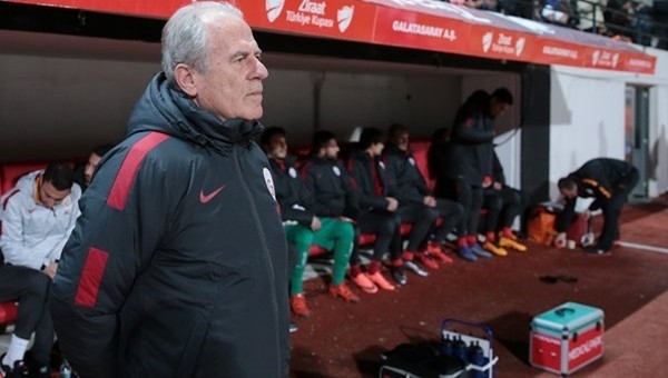 Mustafa Denizli: 'Psikolojim iyi değil' - Galatasaray Haberleri