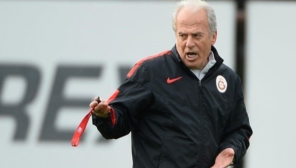 Mustafa Denizli'den Akhisar Belediyespor'a zorunlu kadro