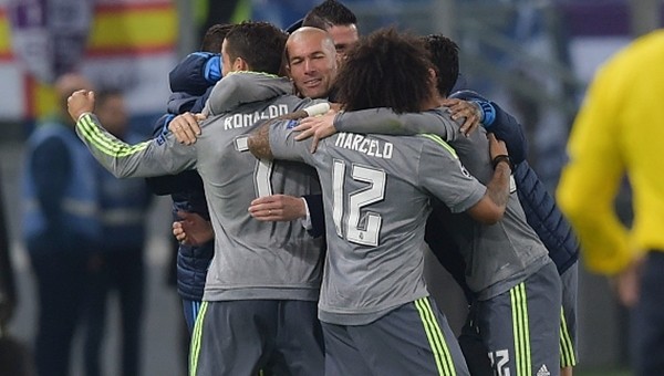 Real Madrid, İtalya'da işi bitirdi - Şampiyonlar Ligi Haberleri