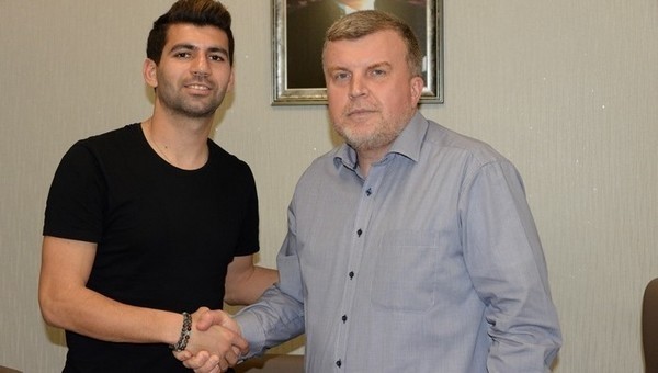 Selim Ay'ın sözleşmesi uzatıldı - Torku Konyaspor Transfer Haberleri