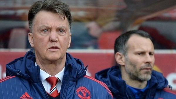 Van Gaal'den Fenerbahçe ve Galatasaray'a kötü haber!