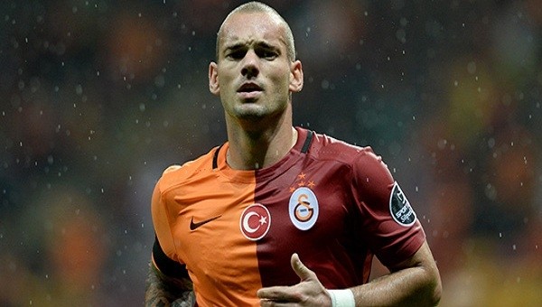 Wesley Sneijder sürprizi