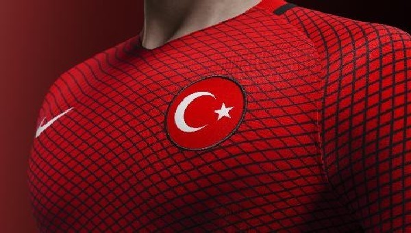 A Milli Takım'ın yeni formaları tanıtıldı