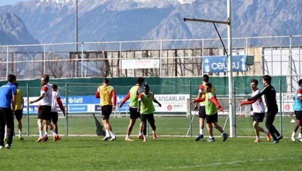 Antalyaspor'da hazırlıklar sürüyor - Süper Lig Haberleri
