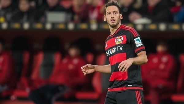 Leverkusen'den Hakan Çalhanoğlu açıklaması