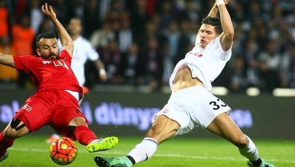 Beşiktaş direği geçemiyor - Süper Lig Haberleri