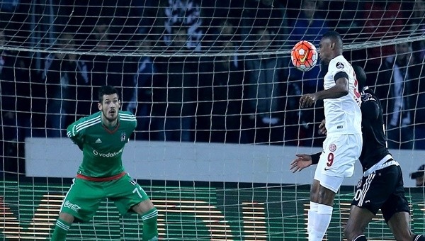 Beşiktaş savunmasından müthiş performans - Süper Lig Haberleri