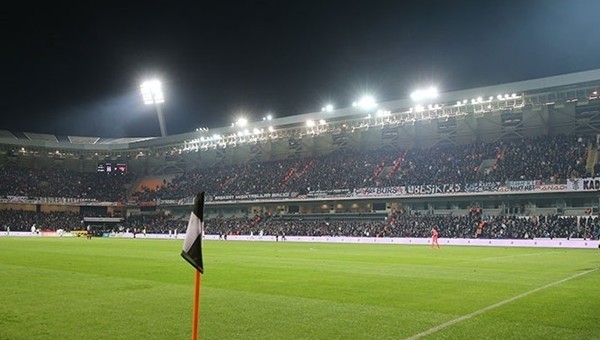 Beşiktaş'a taraftarlarından büyük şok!