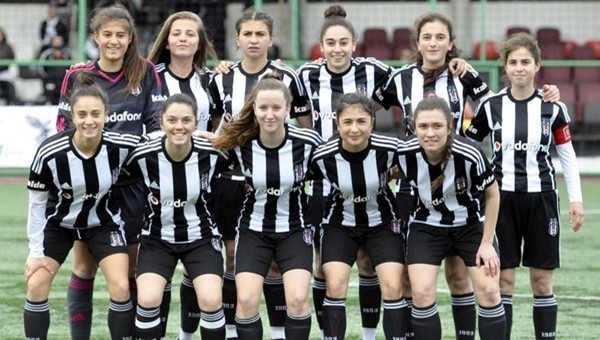 Beşiktaş kadın futbolunda da doludizgin - Süper Lig Haberleri