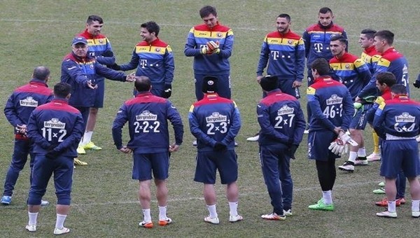 Romanya Milli Takımı'ndan ilginç forma numaraları - Avrupa'dan Futbol Haberleri