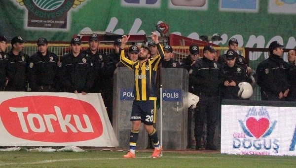 Fenerbahçe, Akhisar maçında 12'den vurdu - Süper Lig Haberleri