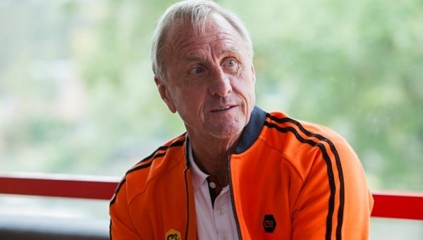 Johan Cruyff hayatını kaybetti - Dünyadan Futbol