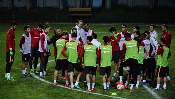 Galatasaray, Eskişehirspor maçına eksik çalıştı - Süper Lig Haberleri
