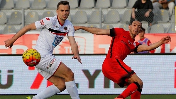 Umut Bulut ve Podolski'nin Gençlerbirliği maçı performansları - Galatasaray Haberleri
