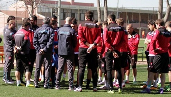Gençlerbirliği, Galatasaray'ı ağırlayacak - Süper Lig Haberleri