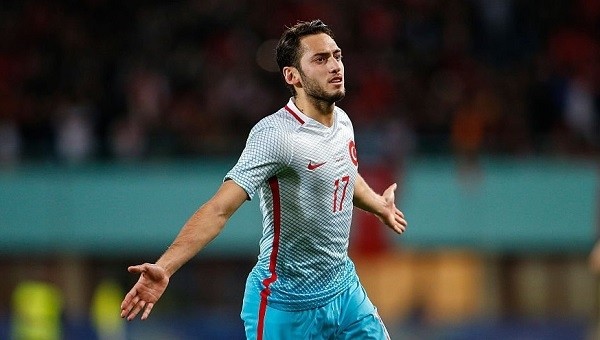 Hakan Çalhanoğlu, Avusturya'ya attığı frikik golünü anlattı