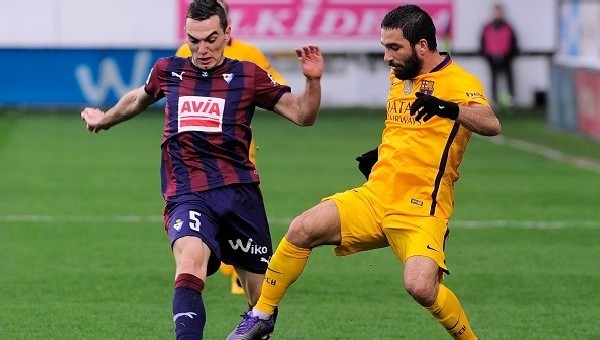 İspanyollar, Arda Turan'ı övdü