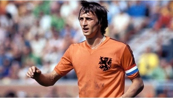 Johan Cruyff'un en güzel golleri - İZLE