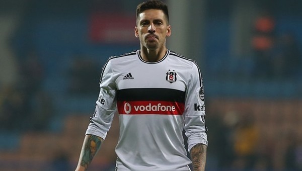 Jose Sosa, Beşiktaş'tan ayrılıyor mu?