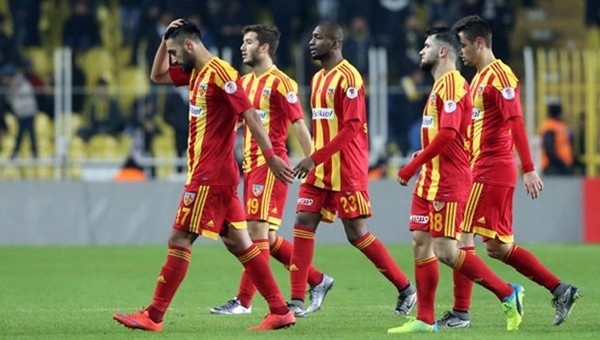 Kayserispor'da Adnane Tighadouini şoku
