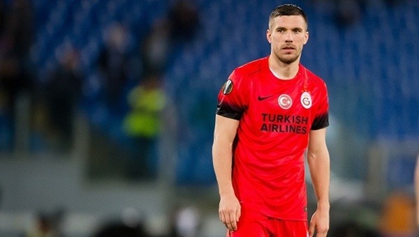 Lukas Podolski'den 'Ankara' paylaşımı