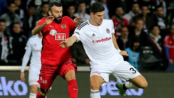 Mario Gomez, Eskişehirspor maçına damga vurdu - Beşiktaş Haberleri