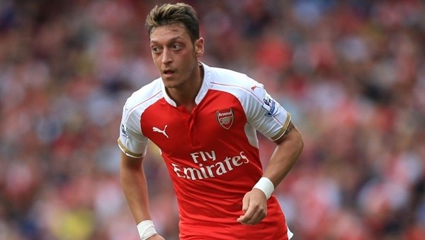 Mesut Özil: 'Şampiyonluk ihtimalimiz imkansız değil'