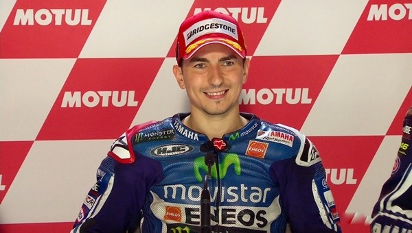 MotoGP'de sezonun ilk zaferi Lorenzo'dan