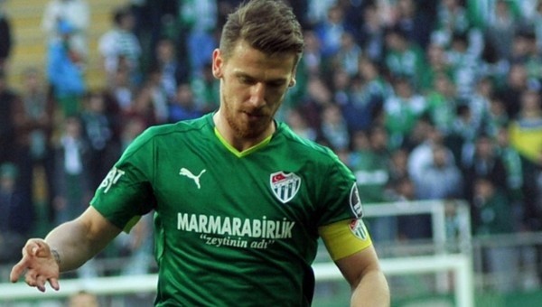 Serdar Aziz için dev kulüpler sıraya girdi