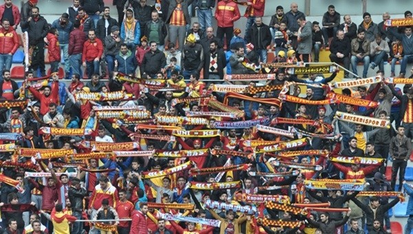 Kayserispor taraftarları Tolunay Kafkas hakkında açıklamada bulundu - Kayserispor Haberleri