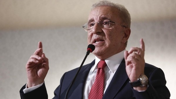 Ünal Aysal'dan kongrede Dursun Özbek'e gönderme