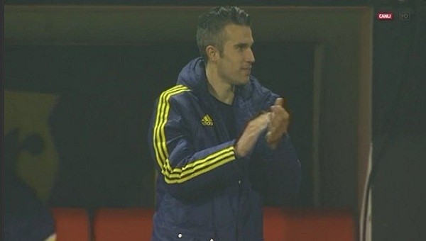 Van Persie'nin Fernandao'nun golüne tepkisi - Fenerbahçe Haberleri