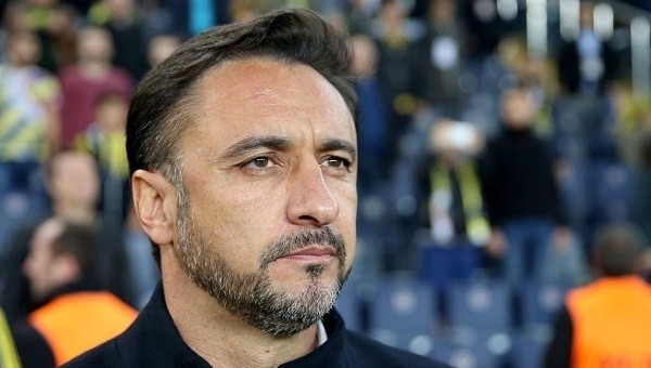 Vitor Pereira'dan Akhisar maçı öncesi zemin isyanı - Fenerbahçe Haberleri