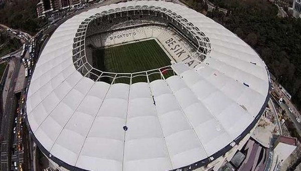 Vodafone Arena'nın duvarlarında bu slogan yer alacak