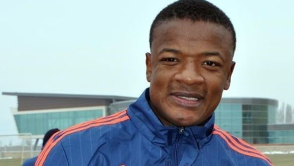 William Oliveira sıfır çekti