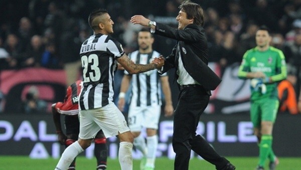 Antonio Conte, Chelsea'ye eski öğrencisi Arturo Vidal'i istiyor - Transfer Haberleri