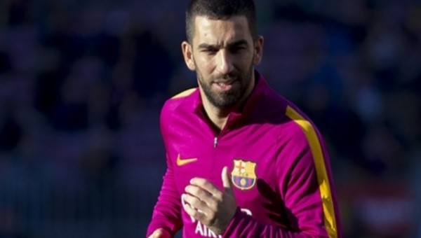 Arda Turan'dan Barcelona'ya kötü haber!