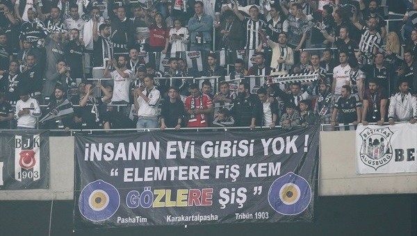 Beşiktaşlı taraftarlardan Fenerbahçe ve Galatasaray'a gönderme - Süper Lig Haberleri