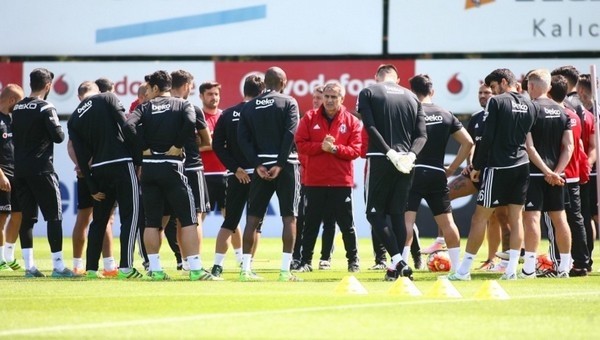 Beşiktaş'ta sakatlıklarda son durum! Oğuzhan Özyakup, Atiba...