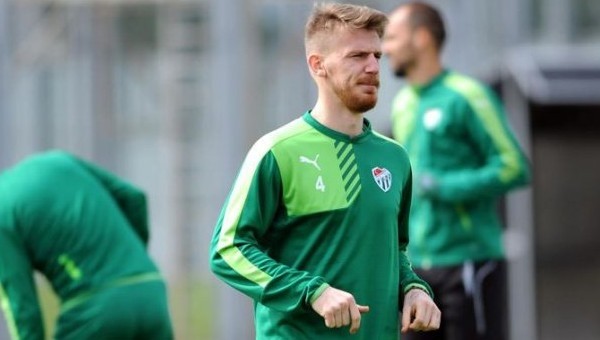 Bursaspor'dan Serdar Aziz açıklaması