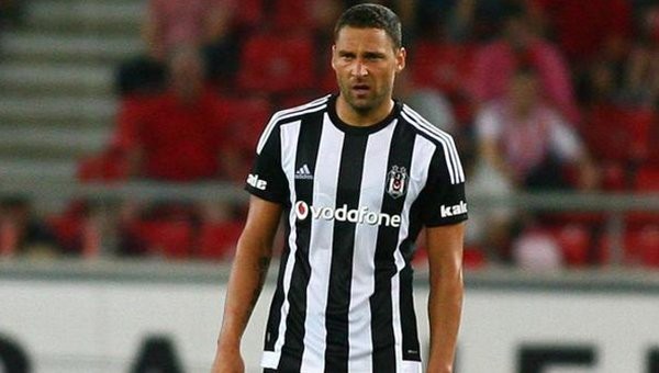 Dusko Tosic tarihi cezadan kurtuldu