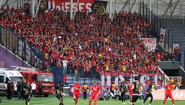 Eskişehirspor'da taraftarları heyecanlandıran diriliş - Süper Lig Haberleri