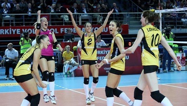 Fenerbahçe'yi deviren Vakıfbank finale yükseldi - Voleybol Haberleri