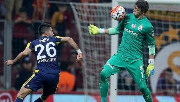 Fernando Muslera rekor kırdı