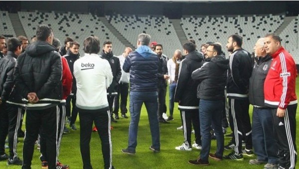 Fikret Orman'dan futbolculara: 'Niye panik yapalım?' - Beşiktaş Haberleri