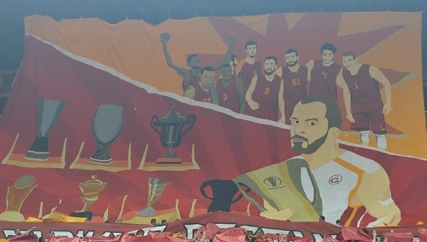 Galatasaray'dan müthiş koreografi - İZLE