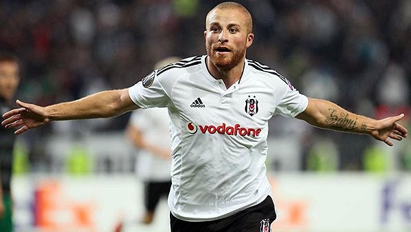 Beşiktaş Transfer Haberleri: Gökhan Töre, West Ham United ile anlaştı