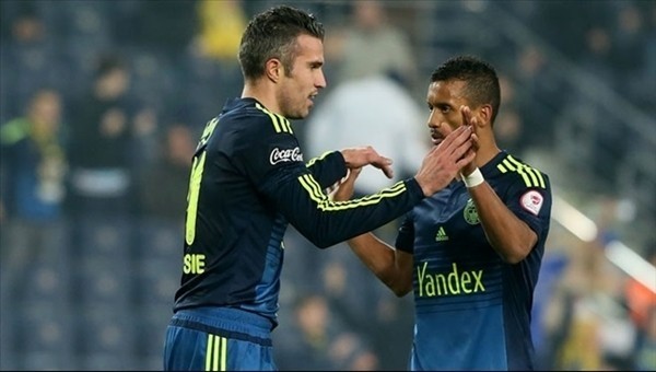 Luis Nani ve Robin van Persie için sürpriz karar - Fenerbahçe Haberleri