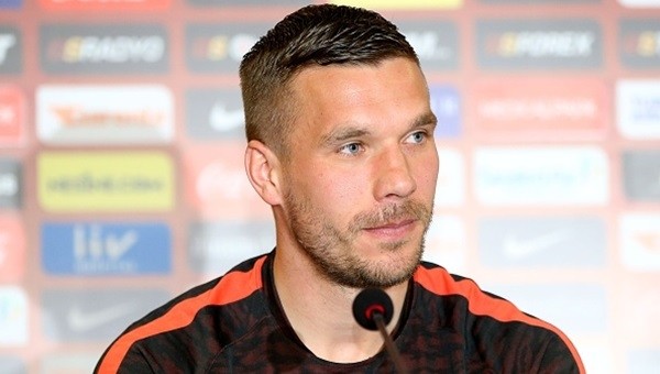 Lukas Podolski, hayal kırıklığı yaratıyor